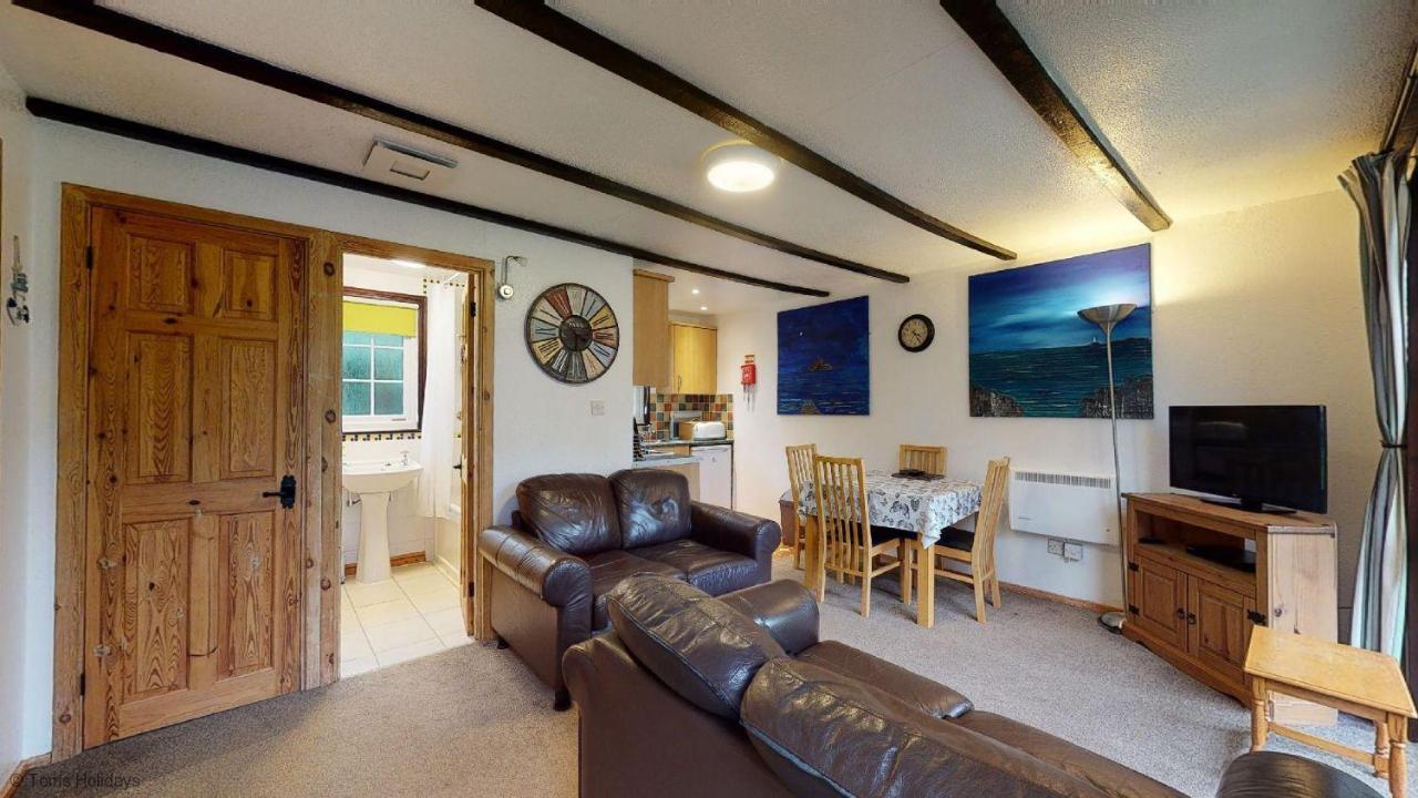 01 Tudor Court, Tolroy Manor Hayle Exteriér fotografie